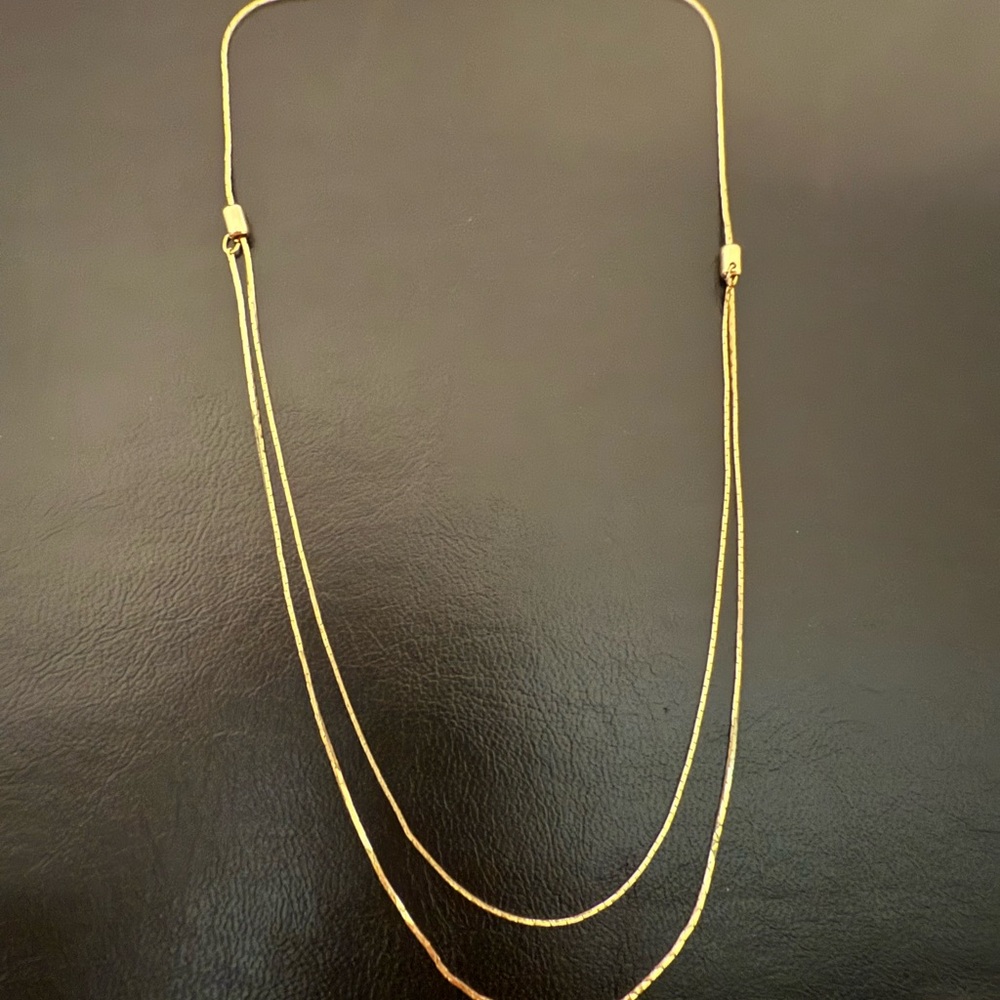Elegant Gold Necklace